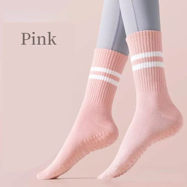 Pilates Socks Yoga Socks with Grips for Women Non-Slip Grip Socks for Pure Barre, Ballet, Dance, Workout, Hospital