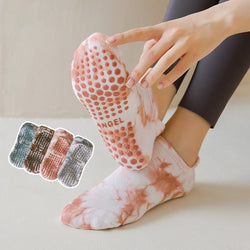 Yoga Pilates Socks with Grips for Women Non Slip Colorful Tie Dye Cushioned Crew Socks for Barre Ballet Dance